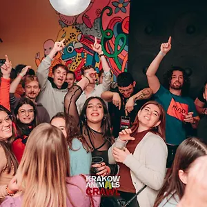  Hostal Let's Rock Party Hostel! Age Limit From 18 Until 40!