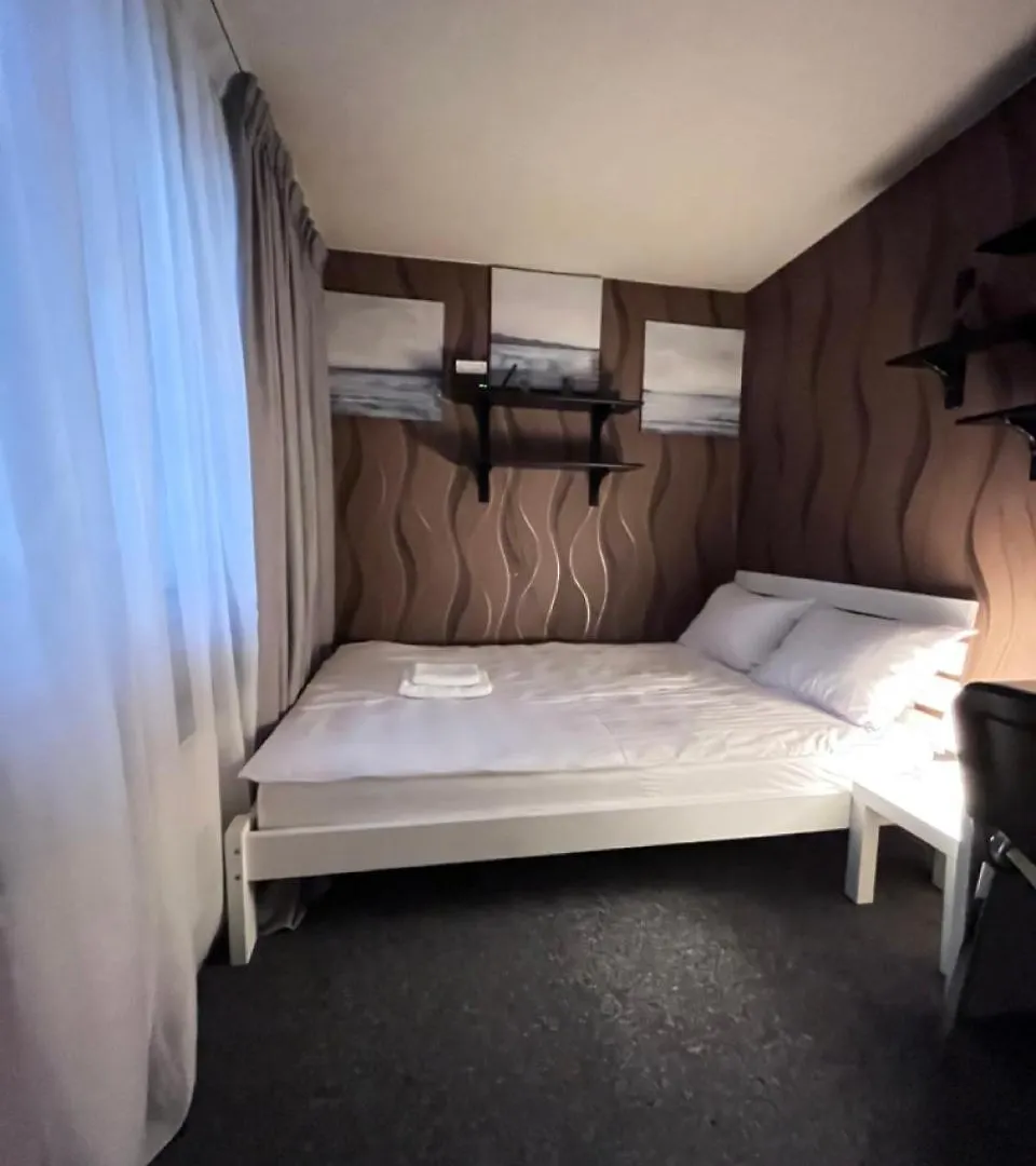 Girls Dorm Apartment location