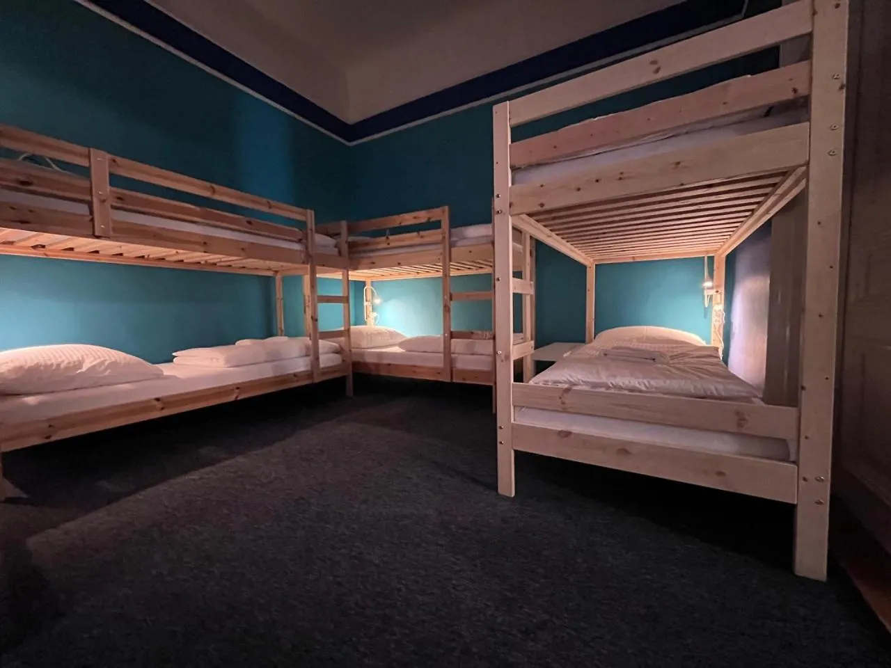 Hostel Girls Dorm Apartment Krakow